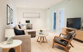 Governors Village - 1,2,3 & 4 Bedroom Apartments On Seven Mile Beach Corridor